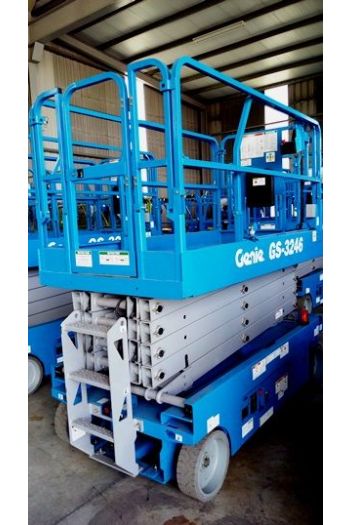 10m剪刀輪胎平台高空車